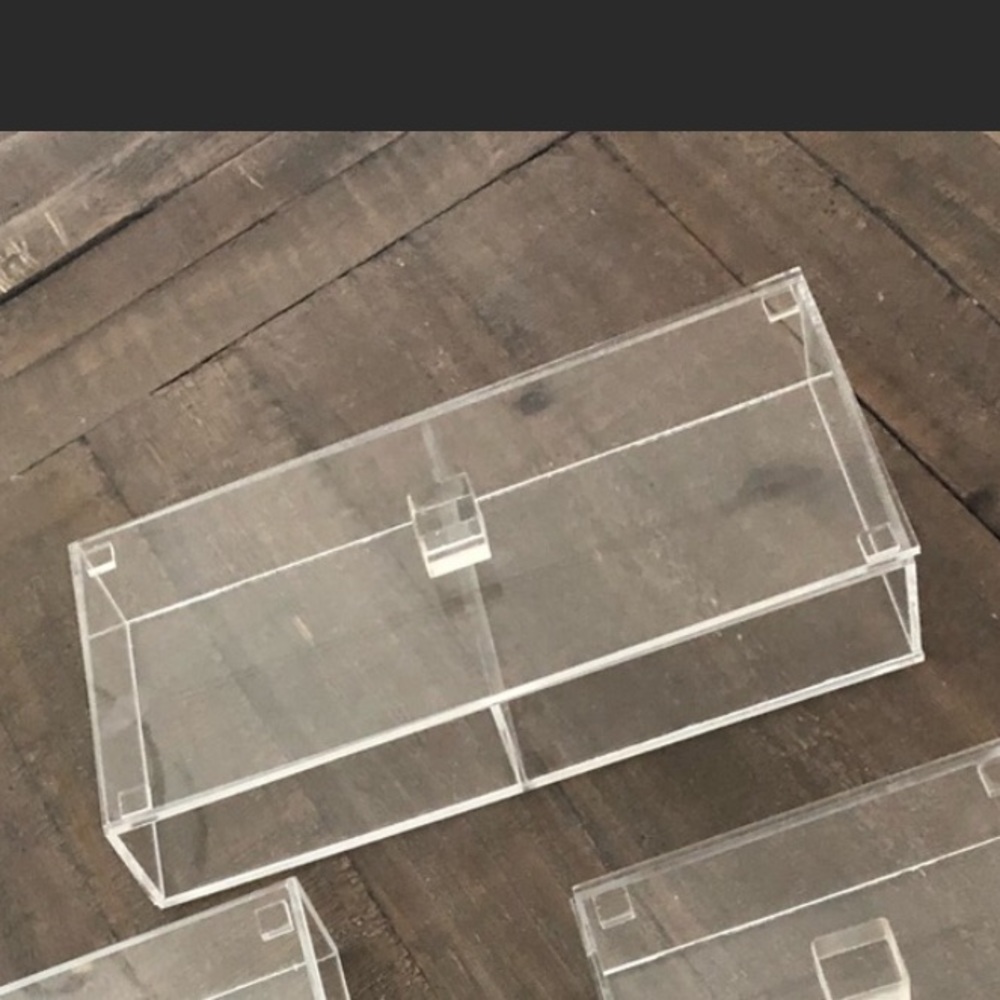 Medium (1) ACRYLIC ORGANIZER BOX